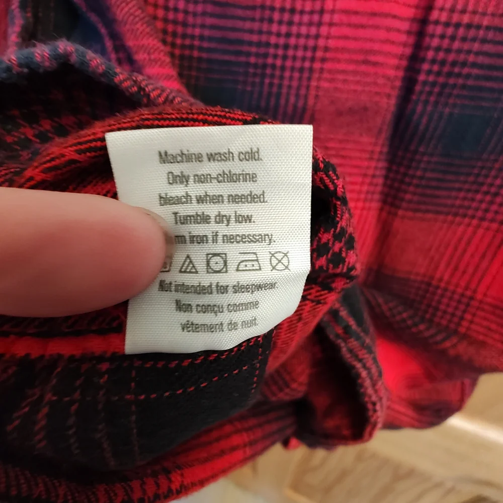 Gymboree Boys M Red and Black Plaid Hooded Flannel